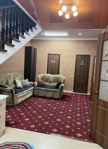 Просторный дом с лестницей на второй этаж, полностью меблирован и at lalafo.kg Просторный дом с лестницей на второй этаж, полностью меблирован и