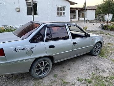 Унаа сатуу: Daewoo Nexia: 2010 г., 1.5 л, Кол менен иштөөчү, Бензин, Седан — 4