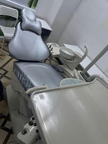 Медицинская мебель: Срочно продаётся стоматологическая установка🦷 Продаются современные — 9