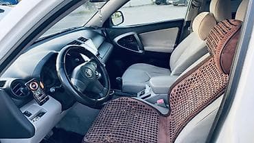 Продажа авто: Toyota RAV4: 2009 г., 2.5 л, Автомат, Бензин, Кроссовер — 6