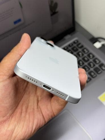 iphone kg: IPhone 15 Plus, Б/у, 128 ГБ, Голубой, Защитное стекло, Чехол, 87 % — 3