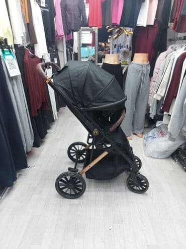 прогулочные коляски cam: Коляска, цвет - Черный, Б/у — 2