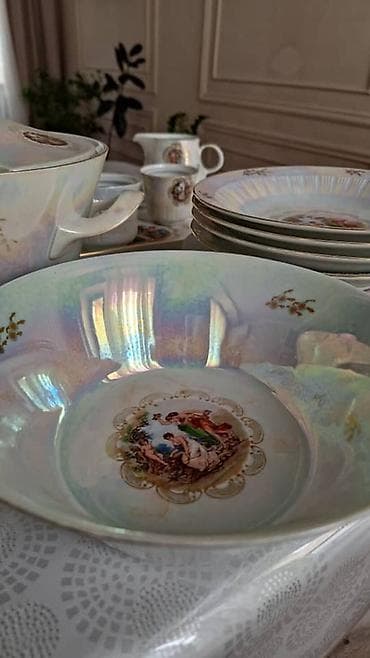 фарфоровая: Продаю настоящий Немецкий сервиз Мадонна СССР в хорошем состоянии — 5