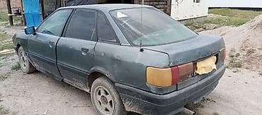 Audi 80: 1989 г., 1.8 л, Кол менен иштөөчү, Бензин, Седан
