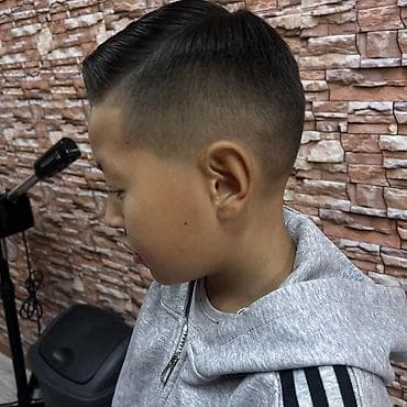 barber: Срочно требуется барберы с опытом обязательно !!! выход 3000 оплата — 2