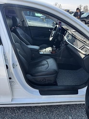 кирг щелк: Kia Optima: 2018 г., Седан — 8