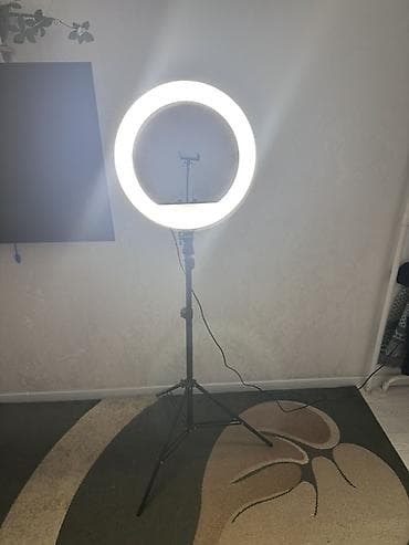 Кольцевая LED‑лампа на штативе - Диаметр кольца: около 40-45см — 3