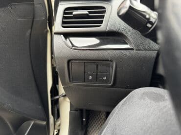 самые дешевые машины бу: Kia Morning: 2016 г., 1 л, Автомат, Бензин, Седан — 6