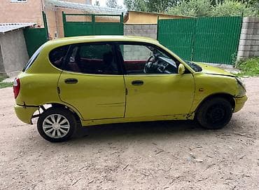 с4 2: Daihatsu Sirion: 1998 г., 0.8 л, Механика, Бензин, Хэтчбэк — 6