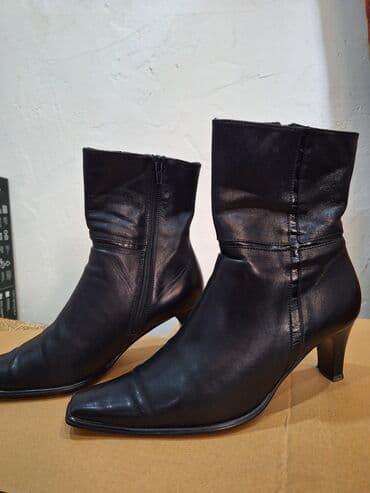 сапоги из натурального меха и кожи: Сапоги, 38, Б/у, цвет - Черный, Самовывоз — 2