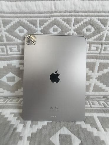 Планшеты: Планшет, Apple, память 128 ГБ, 11" - 12", Wi-Fi, Б/у, Классический цвет - Серый — 1
