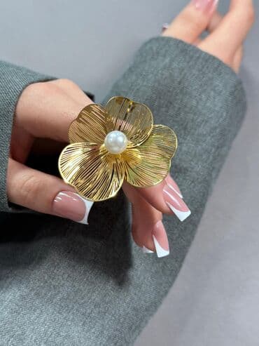 Бала бакчалар, бала багуучулар: Түздөө, Дизайн, Тырмак өстүрүү, Маникюр, Педикюр, Бир жолку сарпталуучу материалдар, Моделдер керек, 4 кол кызматы — 1