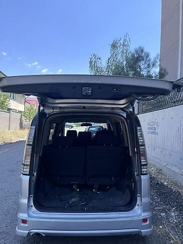 Продажа авто: Honda Stepwgn: 2003 г., 2 л, Автомат, Газ, Минивэн — 4