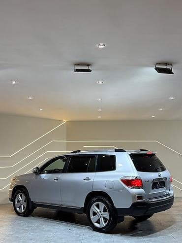 Toyota Highlander: 2011 г., 3.5 л, Автомат, Бензин, Кроссовер — 4