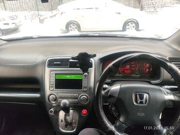 противотуманные фары: Honda Stream: 2004 г., 2 л, Типтроник, Бензин, Минивэн — 9