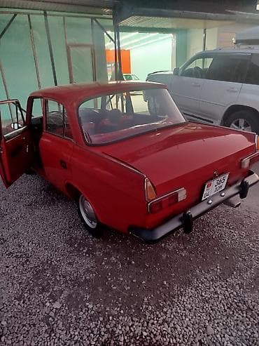 Продажа авто: Toyota Camry: 1983 г., 1.3 л, Ручные, Бензин, Седан — 4