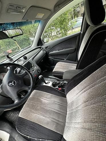 спойлео: Mitsubishi Outlander: 2003 г., 2.4 л, Автомат, Бензин, Кроссовер — 4