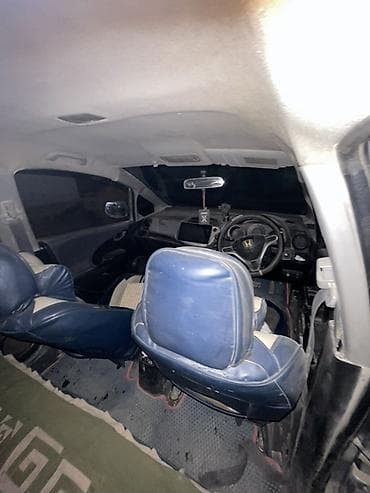 Honda Fit: 2009 г., Хэтчбэк — 7