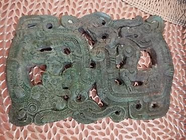 жун тарак: 1). Антикварное, круглое, массивное, бронзовое зеркало, на плоской — 4