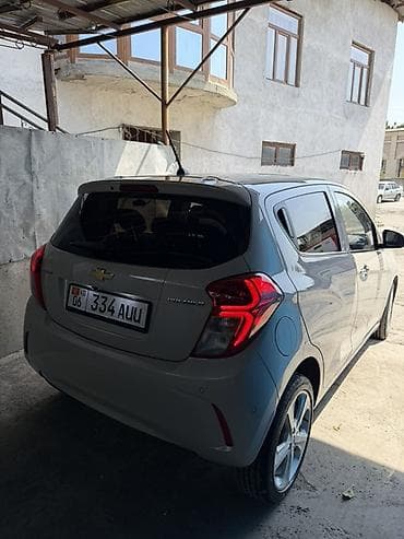 spark: Chevrolet Spark: 2021 г., 1 л, Вариатор, Бензин, Хэтчбэк — 4