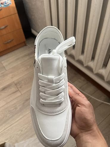 nike react: Продаются 🔥🔥🔥 Совершенно новые кроссовки, заказывали ошиблись с — 1