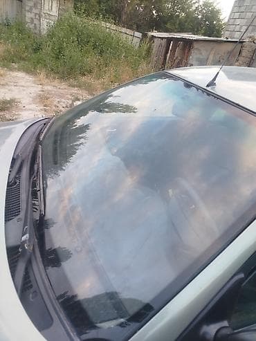 krone sd: Toyota Avensis: 2002 г., 1.8 л, Механика, Бензин, Седан — 6