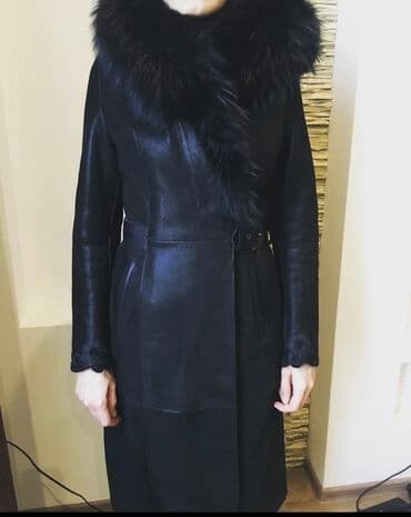 дешево дубленка: Продаю почти новую дублёнку Очень красивая, одевала 2 раза . В — 1