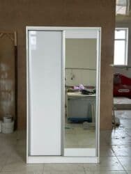 бу мебели: Кийим салуучу шкаф, Колдонулган, Түз, ЛДСП — 3