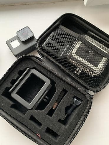 insta360 купить: Экшн‑камера GoPro HERO5 Black с комплектом аксессуаров. 64гб памяти в — 2