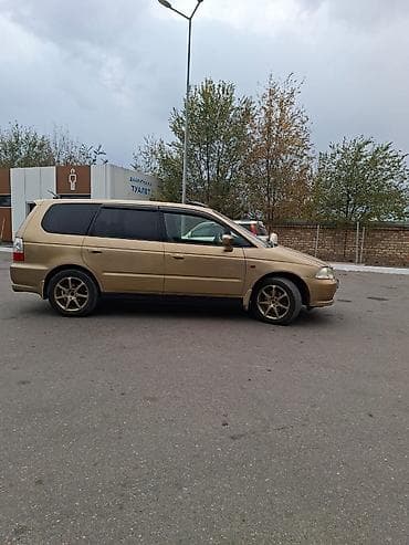 крыло одисей: Honda Odyssey: 2001 г., 2.3 л, Автомат, Бензин, Минивэн — 2