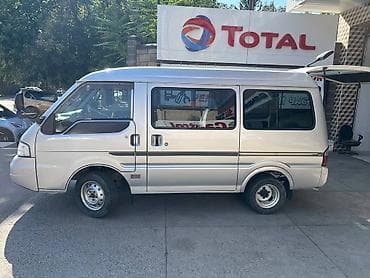 Унаа сатуу: Mazda BONGO: 2004 г., 1.8 л, Автомат, Бензин, Бус — 8