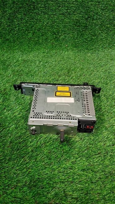 e46: Аудио магнитола BMW 3 E46 б/у. 2002 год, ОЕМ: В отличном состоянии — 5