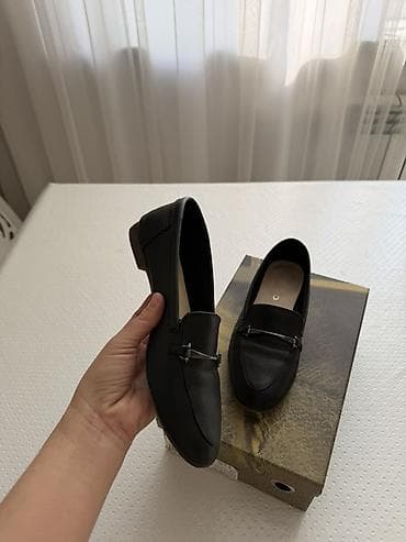 Лоферлер: Лоферлер, 35, 35.5, Aldo, Колдонулган, түсү - Кара, Өзү алып кетүү — 2