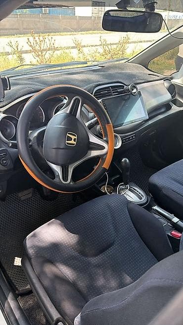 mini copper: Honda Fit: 2008 г., Автомат, Бензин, Хэтчбэк — 3