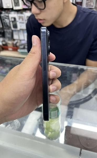IPhone 15 Pro, Б/у, 256 ГБ, Blue Titanium, 76 % — 6
