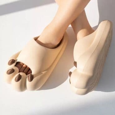 шлепка: Шлепки "кошачьи лапы " р-ры 36, 37, 38.

шлепанцы 
сандалии 
босоножки — 1