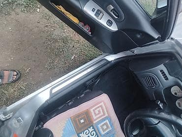 бампер ниссан примера р12: Mazda 323: 2000 г., Универсал — 9