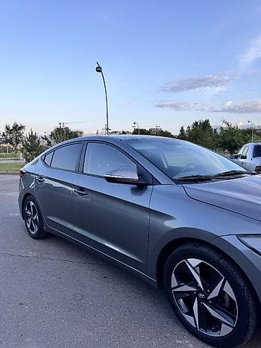 Продажа авто: Hyundai Avante: 2016 г., 1.6 л, Автомат, Газ, Седан — 6