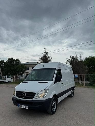 Mercedes-Benz Спринтер: 2010 г., 2.2 л, Механика, Дизель, Фургон at lalafo.kg Mercedes-Benz Спринтер: 2010 г., 2.2 л, Механика, Дизель, Фургон