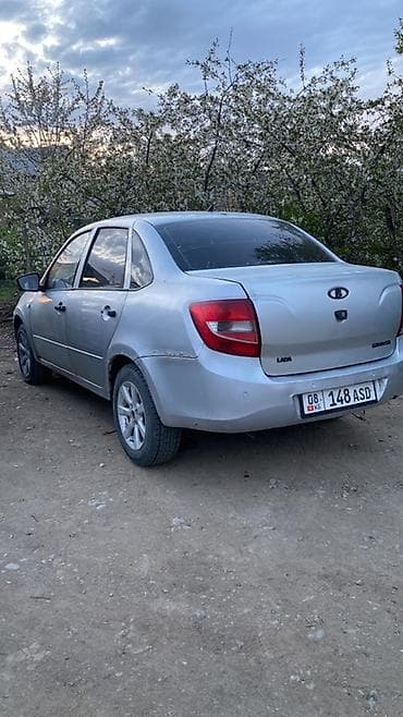 dbscar 2: ВАЗ (ЛАДА) Granta: 2012 г., 1.6 л, Механика, Бензин, Седан — 4