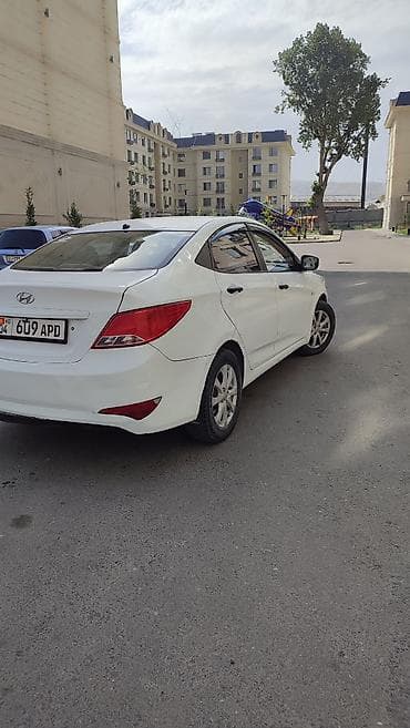 td 05: Hyundai Solaris: 2014 г., 1.6 л, Механика, Бензин, Седан — 9