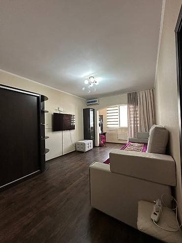 Квартиры: 1 комната, 45 м², 7 этаж — 4