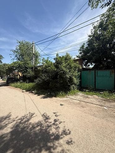 алматинка: ПРОДАЁТСЯ УЧАСТОК Район: Чуйская больница Площадь: 19 соток 3 красные — 3