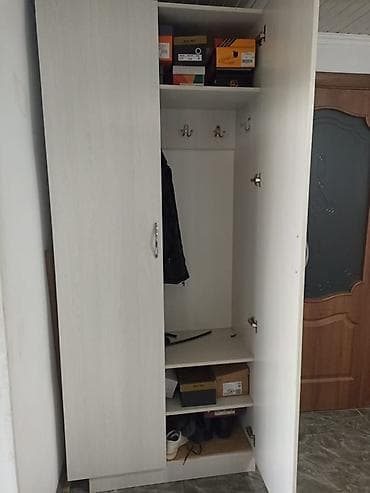 Кире бериш үчүн шкаф, Күзгүсүз, Башка материал — 2