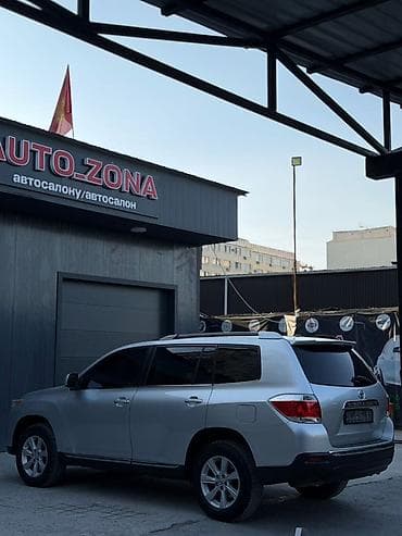 шины бочки: Toyota Highlander: 2011 г., Автомат, Кроссовер — 3