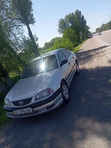 toyota avensis хежбек: Toyota Avensis: 2000 г., 1.8 л, Механика, Бензин, Хэтчбэк — 3