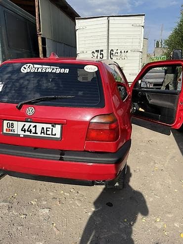 rd 1: Volkswagen Golf: 1994 г., 1.6 л, Механика, Бензин, Хэтчбэк — 2
