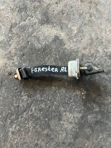 субару двери: Subaru Forester ограничитель двери, Субару Легаси дверной — 1