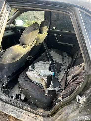mini cupper: Audi 100/S4 (C4), черный седан, ориентировочно начало–середина 1990‑х — 6