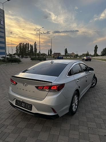 Hyundai Sonata: 2019 г., 2 л, Автомат, Газ, Седан — 4